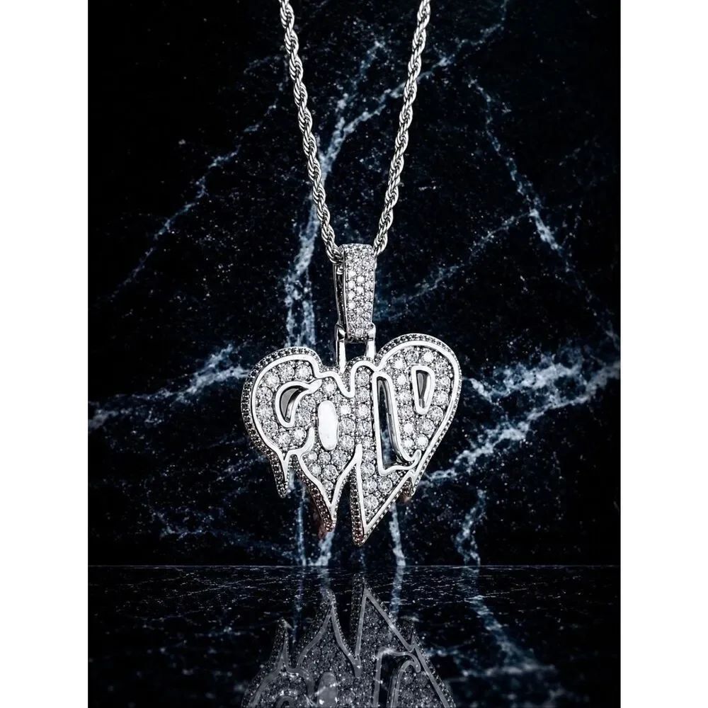 Cold Heart Necklace - Picture 1 of 4